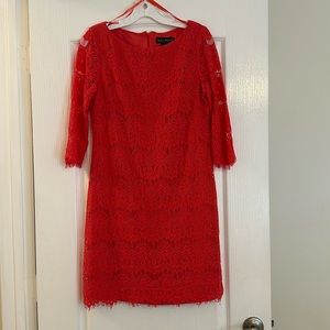 Women’s Jessica Howard dress size 6.  The color is a deep coral.  Fully lined